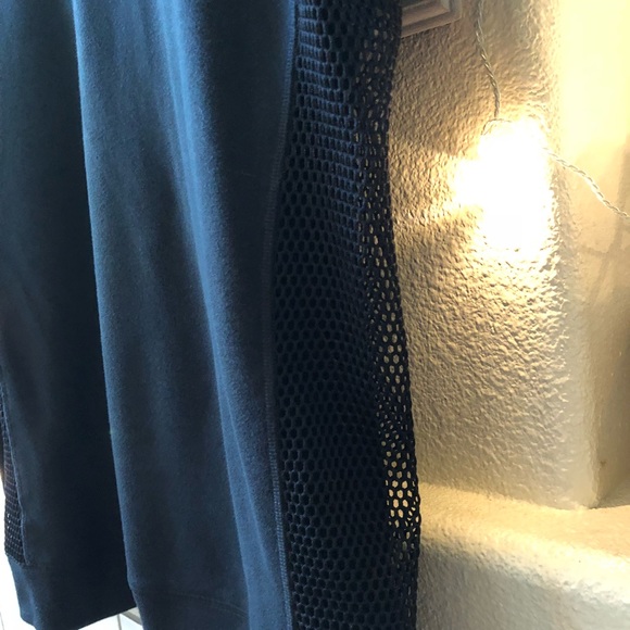 VS PINK sweatshirt with mesh sides - Picture 5 of 6